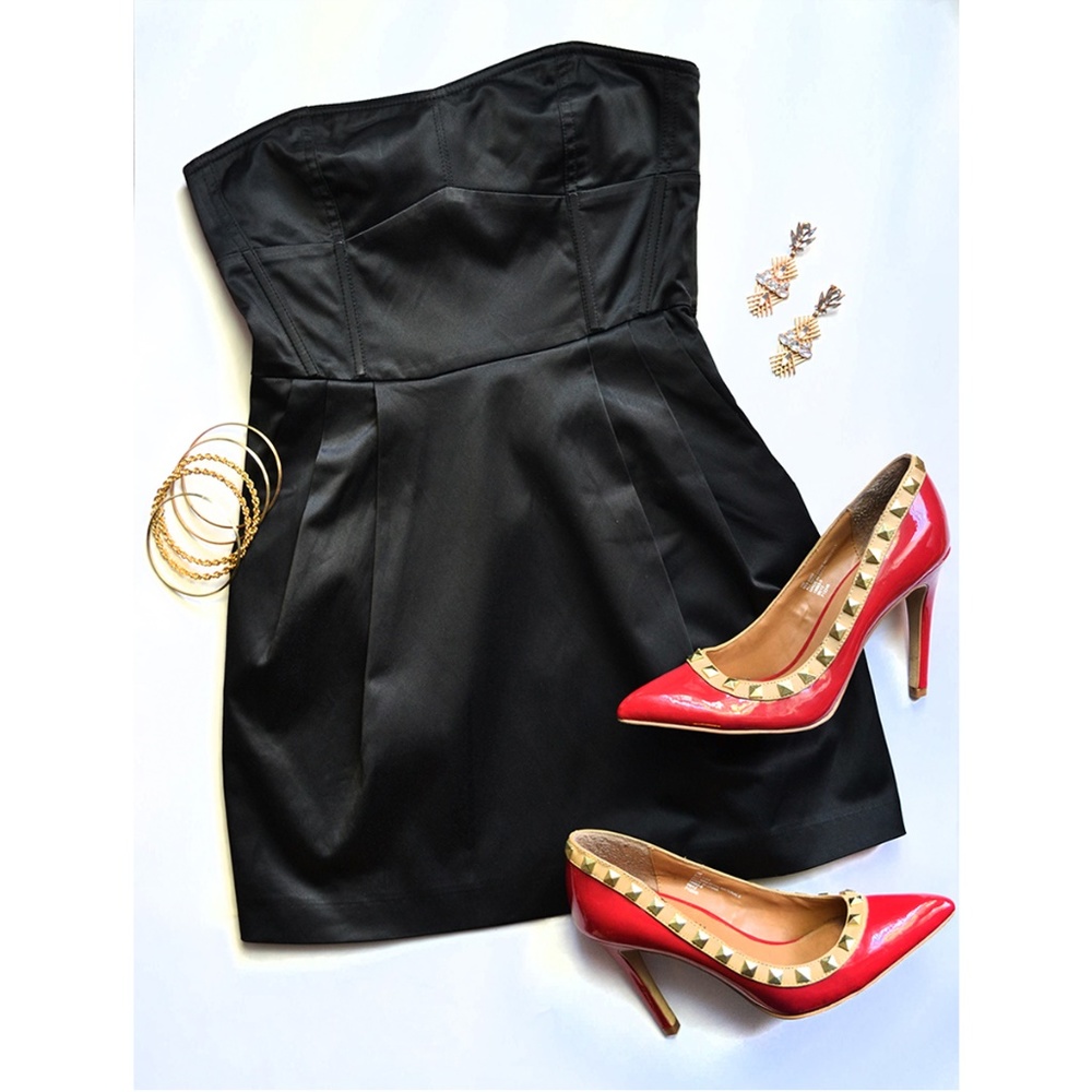 H&M Size 4 Black Strapless Pleat Detail Tunic Top